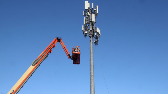 反对者宣称5g"致病",荷兰多座移动信号塔也遭纵火破坏